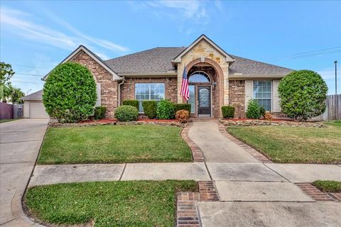 Photo of 3433 Monarch Meadow Lane, Pearland, TX 77581 (MLS # 12905304) Photo of 3433 Monarch Meadow Lane, Pearland, TX 77581 (MLS # 12905304)
