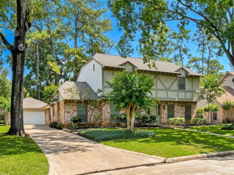 Photo of 5702 Vestavia Drive, Houston, TX 77069 (MLS # 39941735)