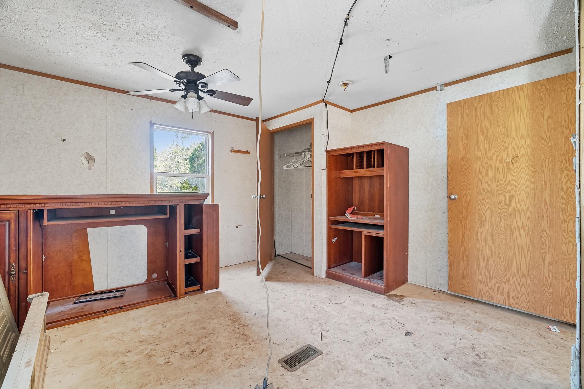 502 Western Hills Drive