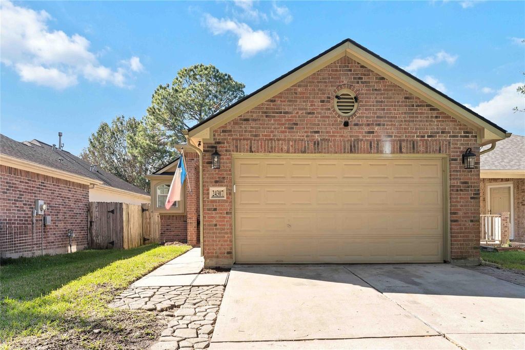 Photo of 24307 Silver Maple Drive, Huffman, TX 77336 (MLS # 75194942)