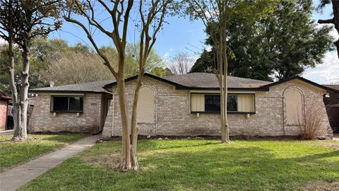 Photo of 9219 Tooley Drive, Houston, TX 77031 (MLS # 2317760)