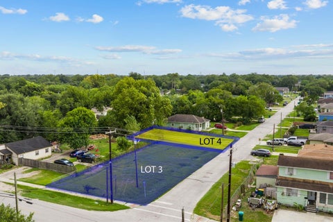 Photo of 1901 Rosalee Street, La Marque, TX 77568 (MLS # 66295408)