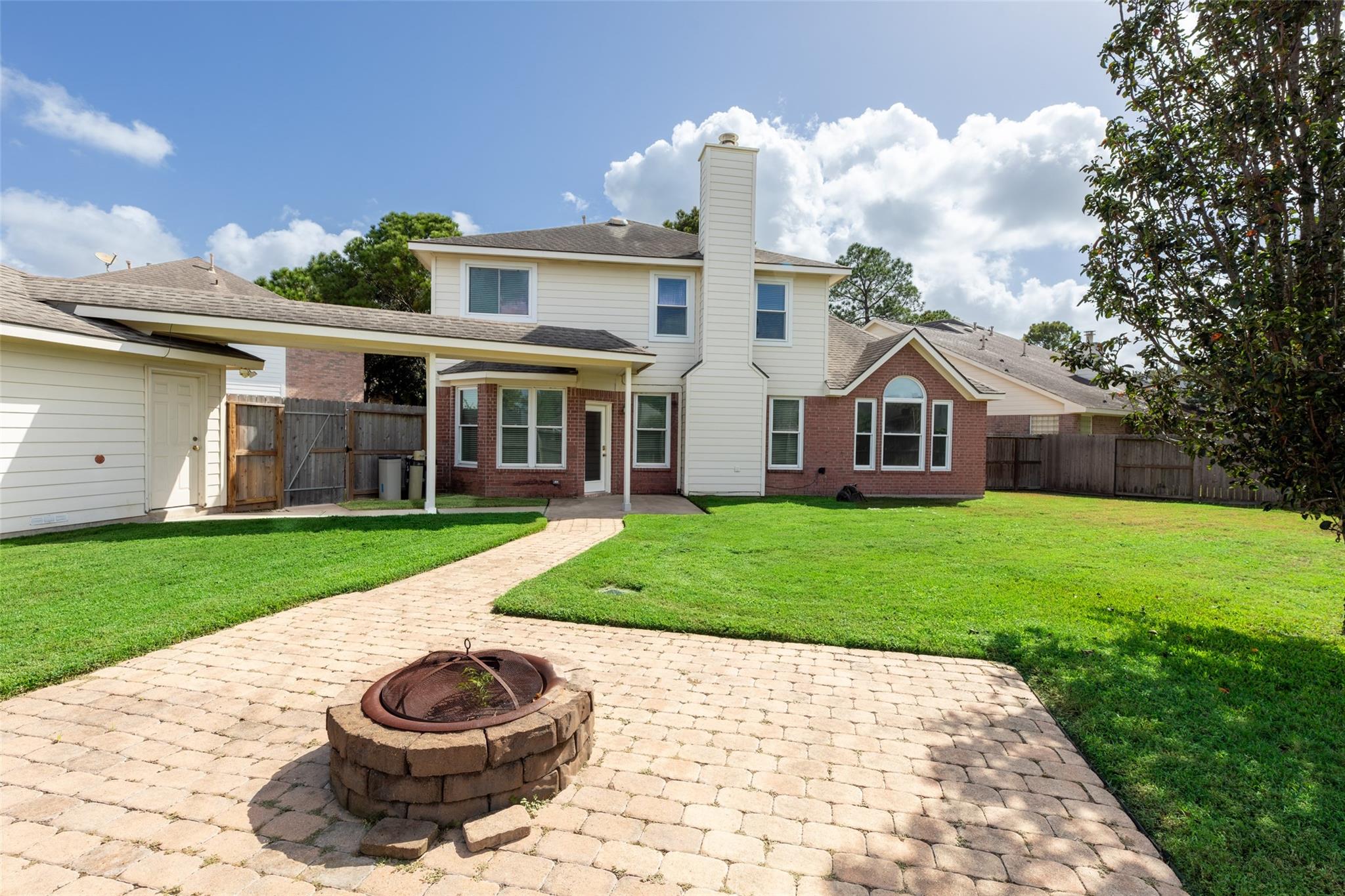 23723 Hawkins Creek Court
