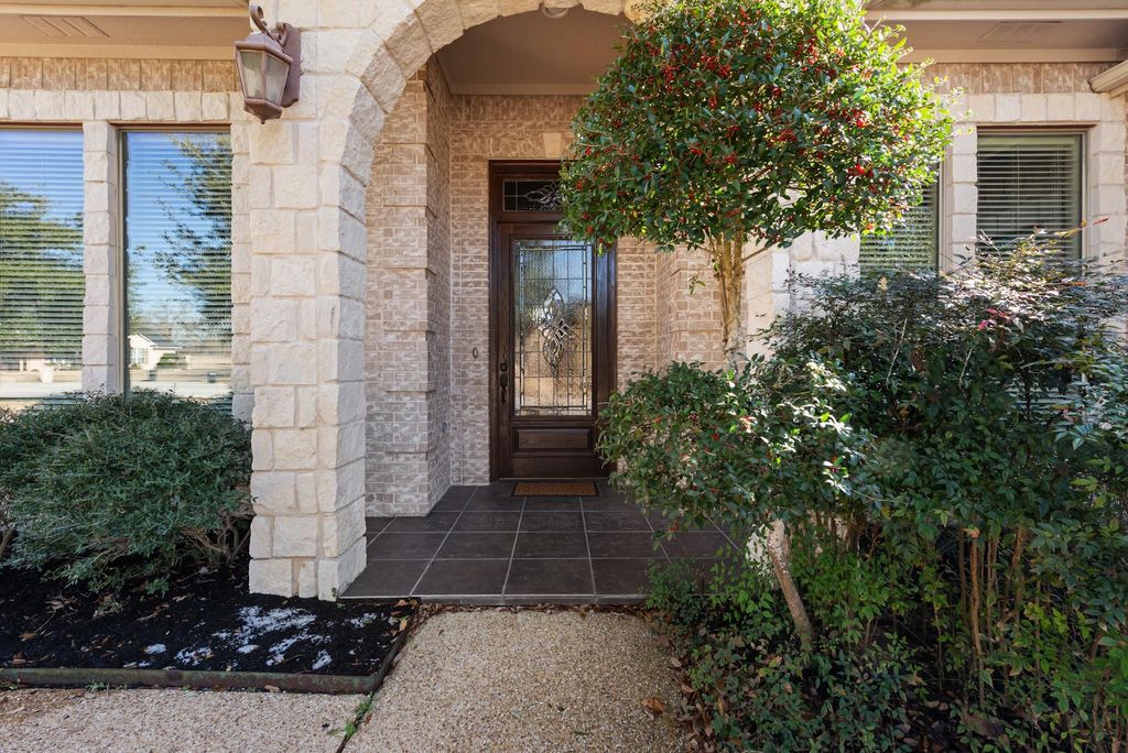 Photo of 904 Plainfield Court, College Station, TX 77845 (MLS # 43907379)