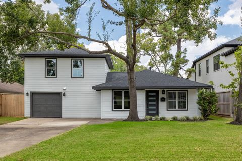 Photo of 7414 Janak Drive, Houston, TX 77055 (MLS # 55785033)