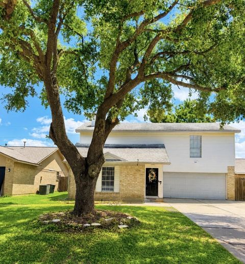 Photo of 18210 Almonte Lane, Tomball, TX 77377 (MLS # 14295324)