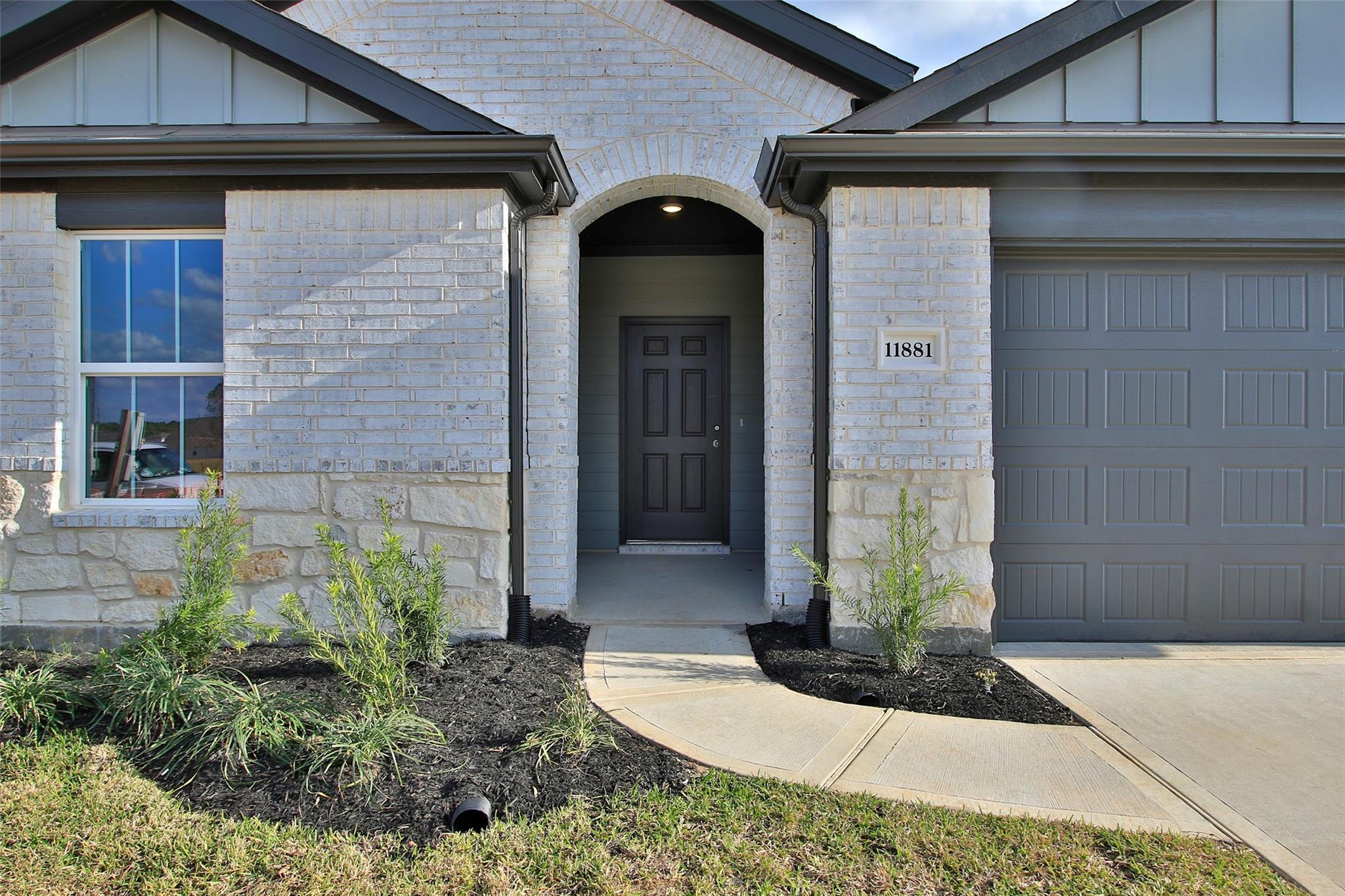 11881 Stratosphere Street