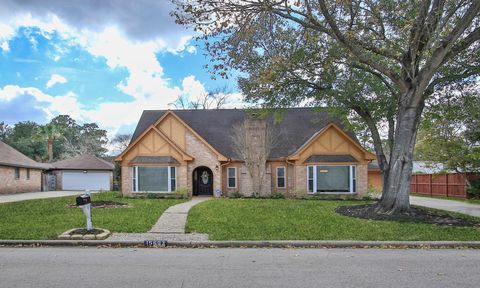 Photo of 15603 Autumnbrook Drive, Houston, TX 77068 (MLS # 42226256)