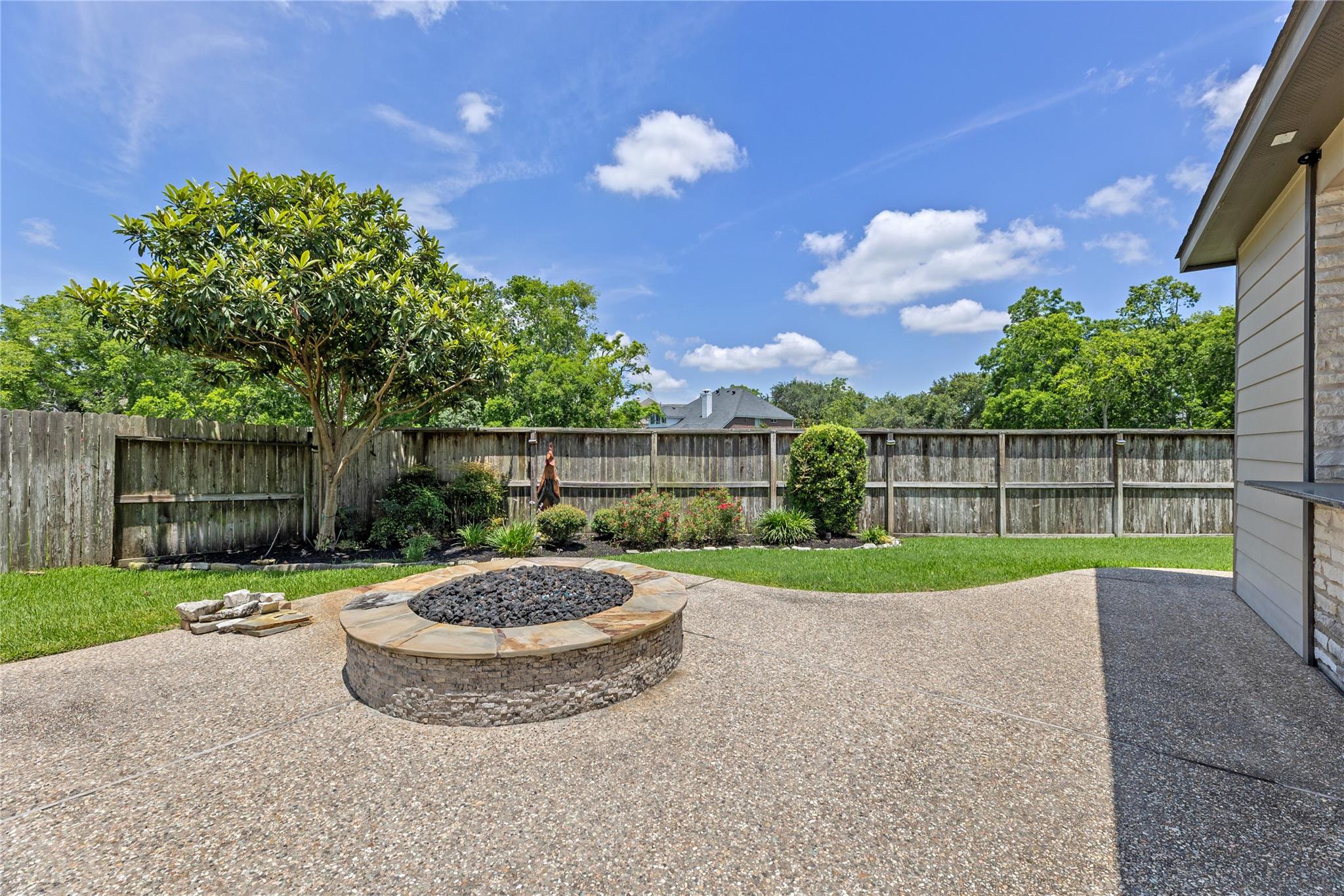 9547 Scanlan Heights Lane
