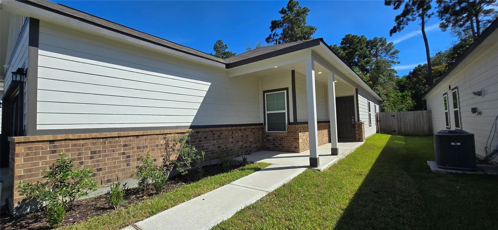 Photo of 16834 Pandora Way, Porter, TX 77365 (MLS # 93771074)