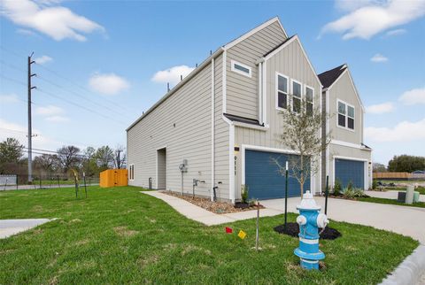 Tiny photo for 9128 Highland Northern Way, Houston, TX 77088 (MLS # 97923552)