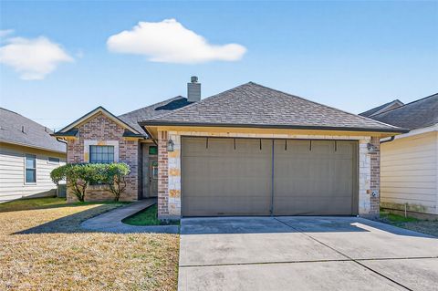 Photo of 118 Snug Harbor Drive, Conroe, TX 77356 (MLS # 92399280)