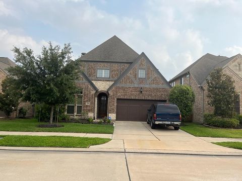 Photo of 13117 Stoneleigh Terrace Drive, Houston, TX 77077 (MLS # 46745191)