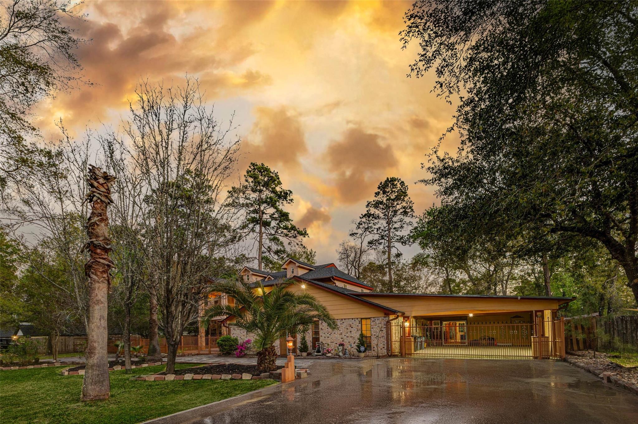 511 Chateau Woods Parkway Drive