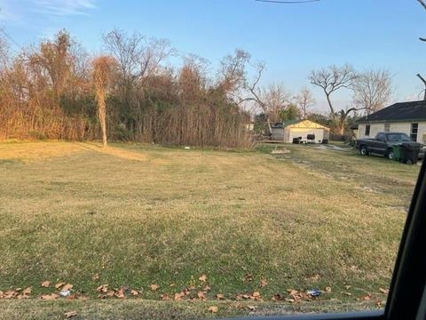 5810 Wipprecht Street Houston TX 77026