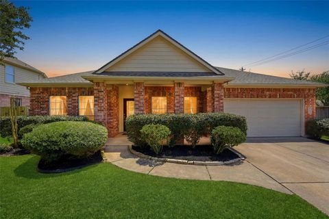 Photo of 1760 Cypress Meadows Drive, Dickinson, TX 77539 (MLS # 69142614)