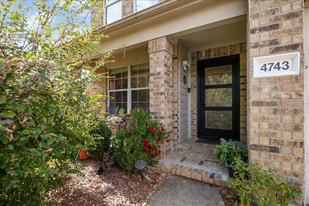 Photo of 4743 Pin Oak Creek Lane, Kingwood, TX 77345 (MLS # 91753105)