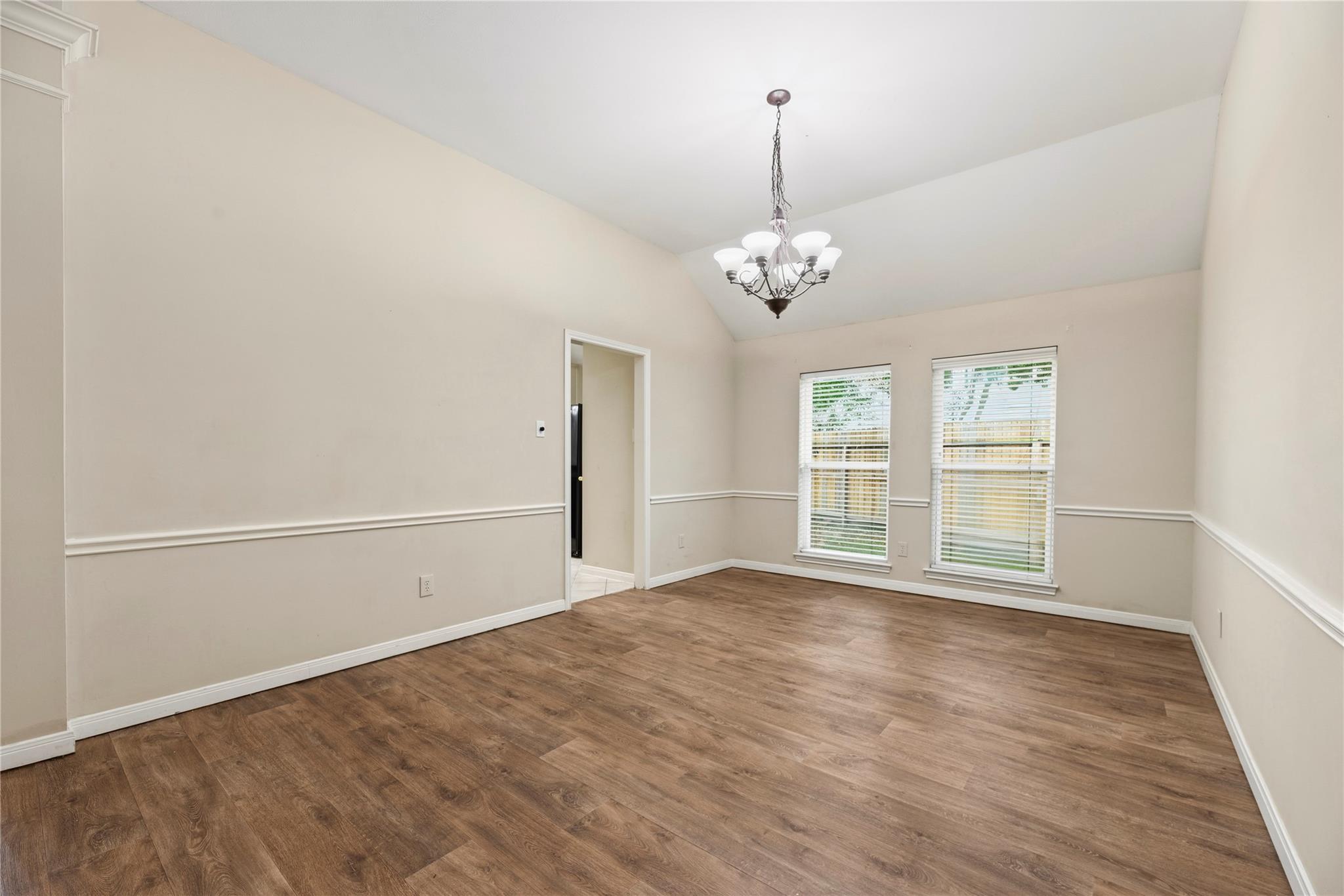 11619 Cedarvale Lane