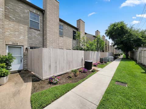 Condo For Sale - 3032 Holly Hall Street #3032<br/> Houston, TX 77054