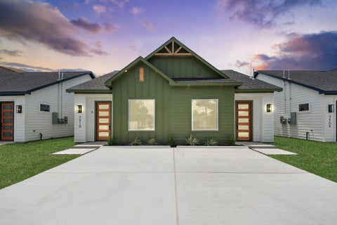 Photo of 7910 Gladstone Street #A-B, Houston, TX 77051 (MLS # 22009573)