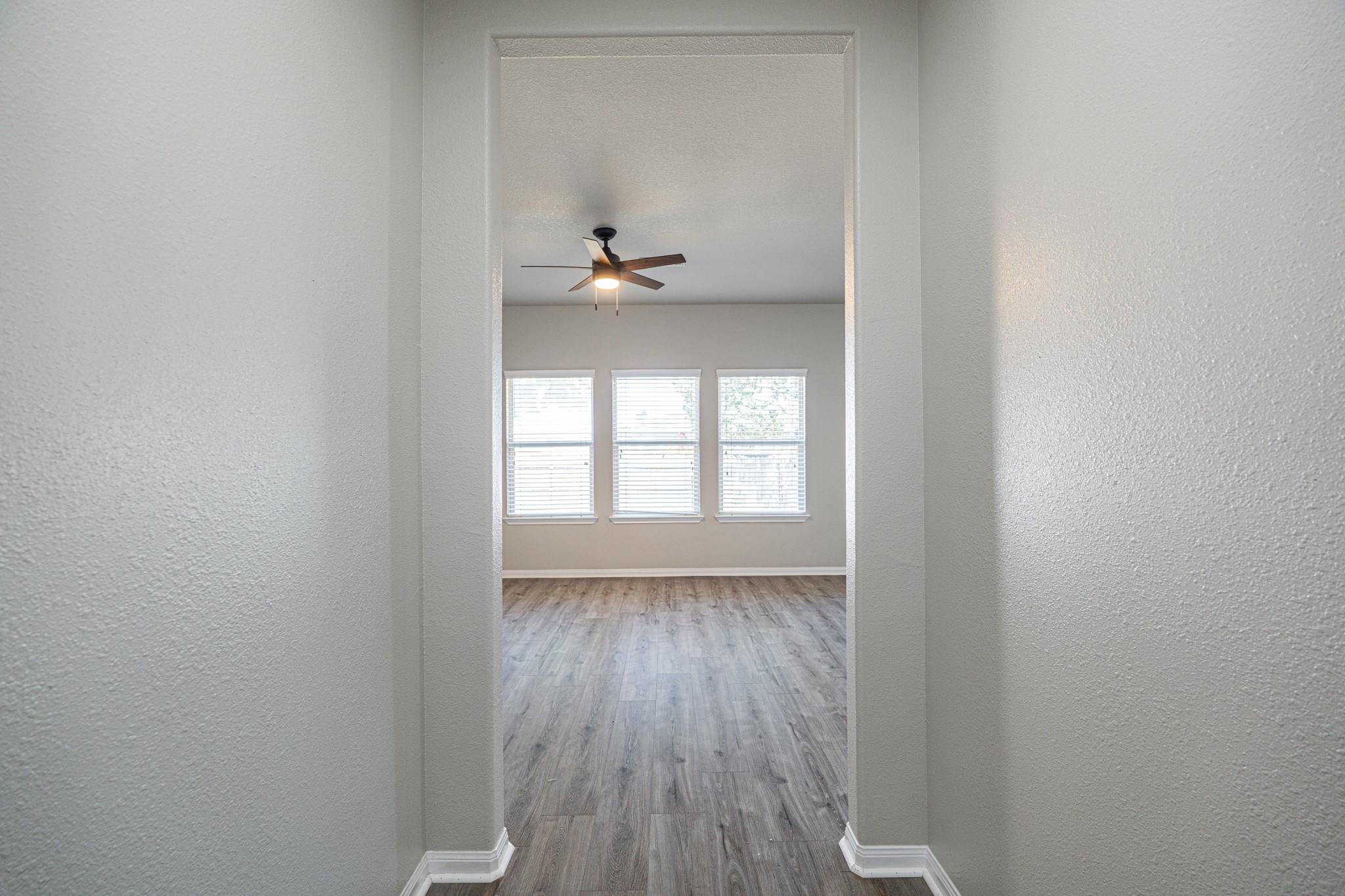 9654 Live Oak Trail