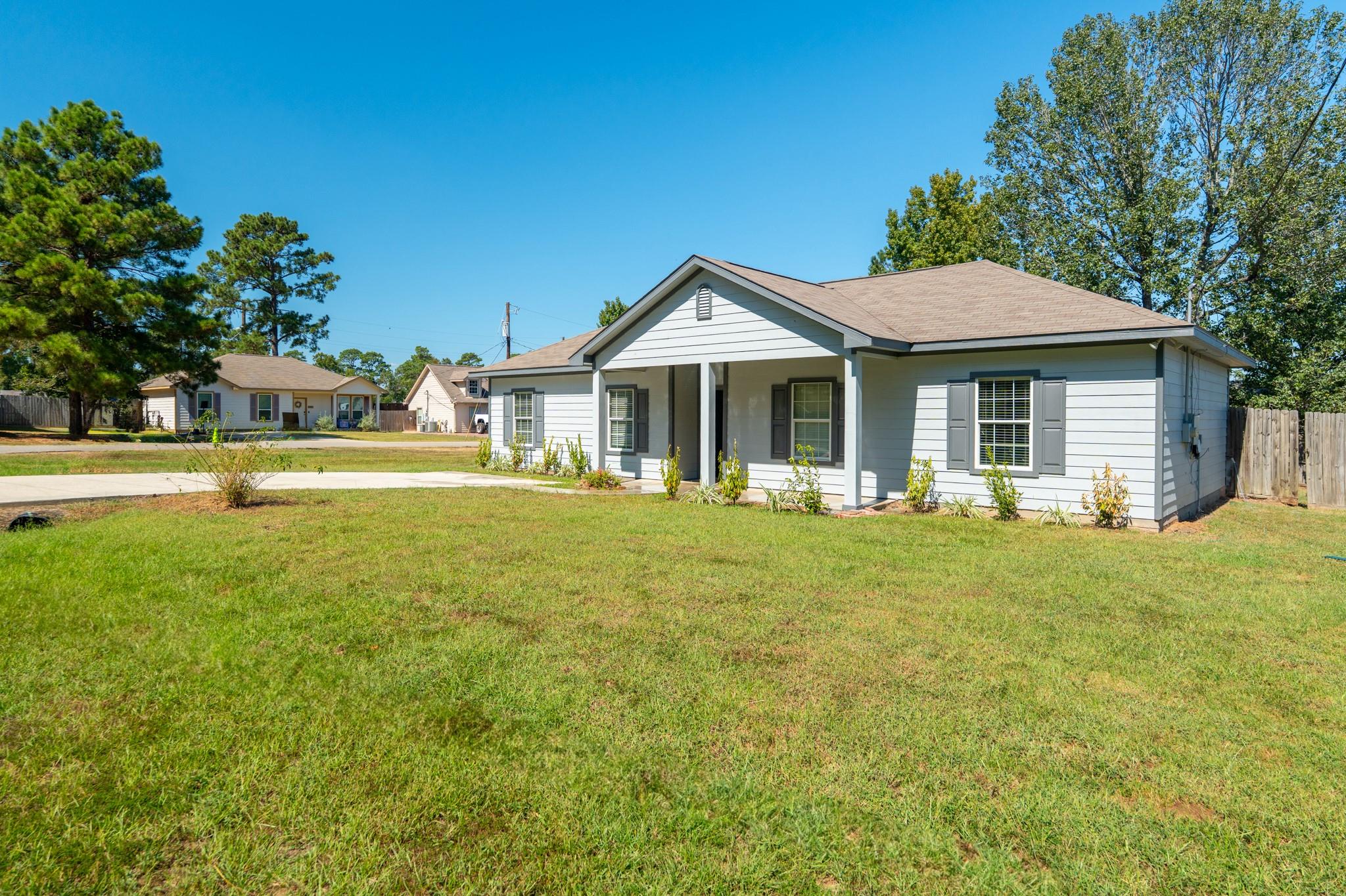 9654 Live Oak Trail