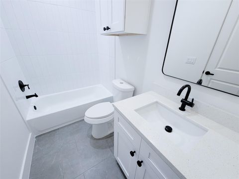 Tiny photo for 7703 Earl Rudder Way, Houston, TX 77055 (MLS # 78444814)