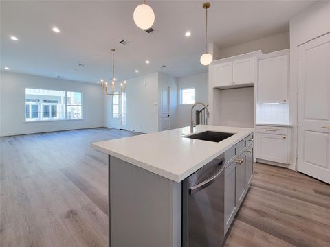 Tiny photo for 7703 Earl Rudder Way, Houston, TX 77055 (MLS # 78444814)