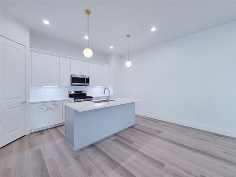 Tiny photo for 7703 Earl Rudder Way, Houston, TX 77055 (MLS # 78444814)