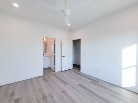 Tiny photo for 7703 Earl Rudder Way, Houston, TX 77055 (MLS # 78444814)