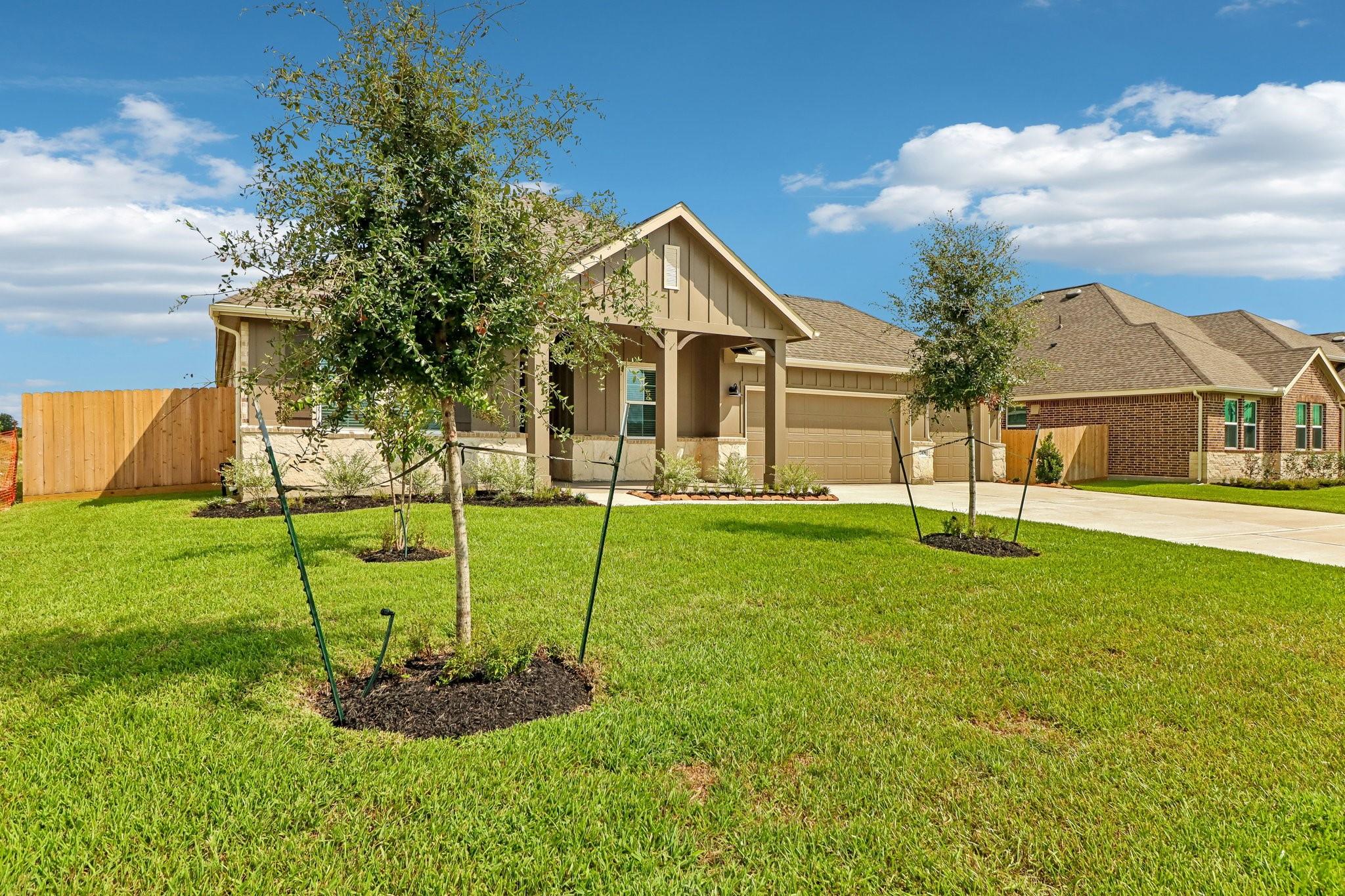 12406 Old Fashion Circle