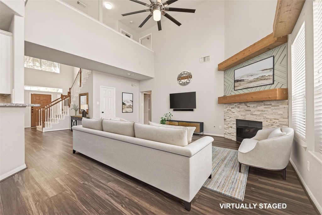 Photo of 10403 Village Grove Lane, Missouri City, TX 77459 (MLS # 54627489)