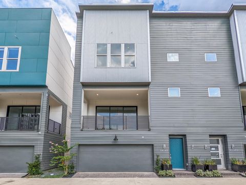 Photo of 2414 Canal Street #E, Houston, TX 77003 (MLS # 9807744)