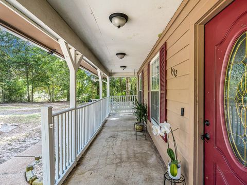 Homes For Sale - 1512 County Road 3709<br/> Splendora, TX 77372