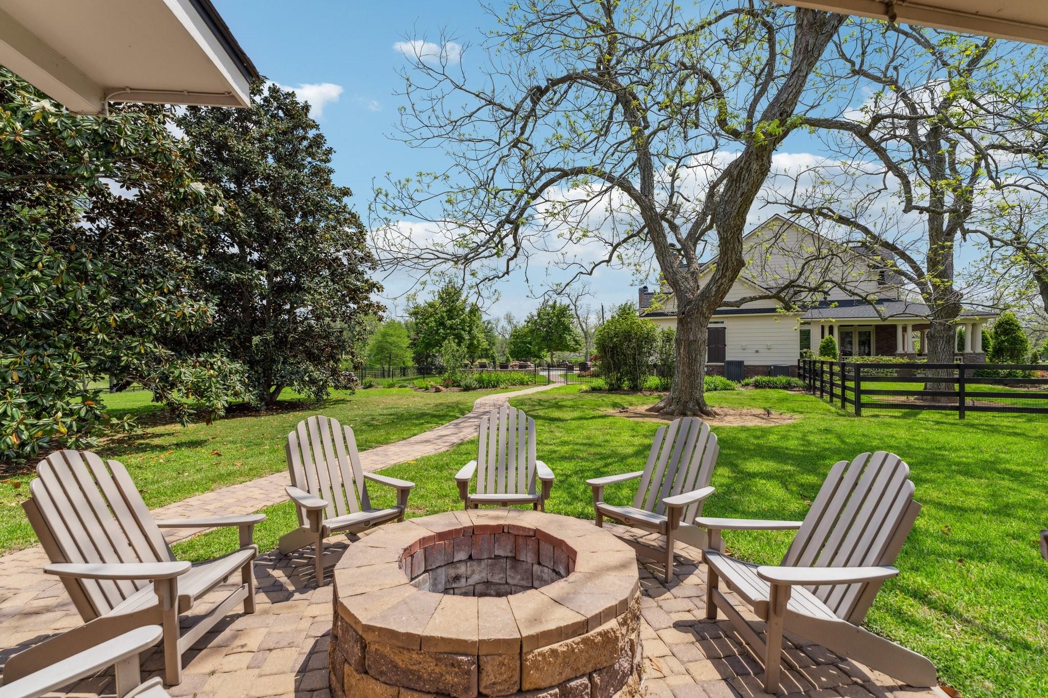 7310 Foster Island Drive