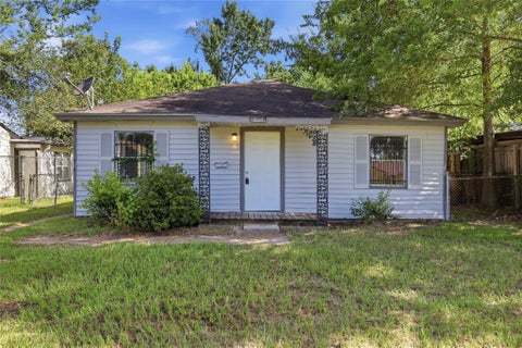 Photo of 2088 Pope Street, Beaumont, TX 77703 (MLS # 61654115)