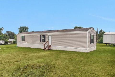 Photo of 17708 Sweed Road, Washington, TX 77880 (MLS # 56311923) Photo of 17708 Sweed Road, Washington, TX 77880 (MLS # 56311923)