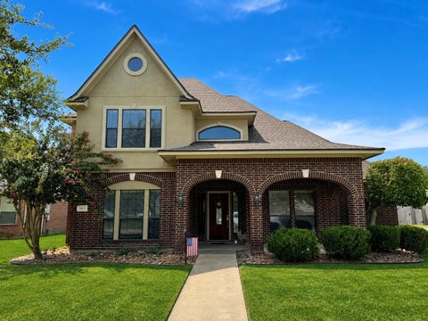 Photo of 1113 Enchanted Oaks Drive, Angleton, TX 77515 (MLS # 82755213)