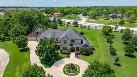 Photo of 2835 Palmetto Bend, Richmond, TX 77406 (MLS # 20397043)