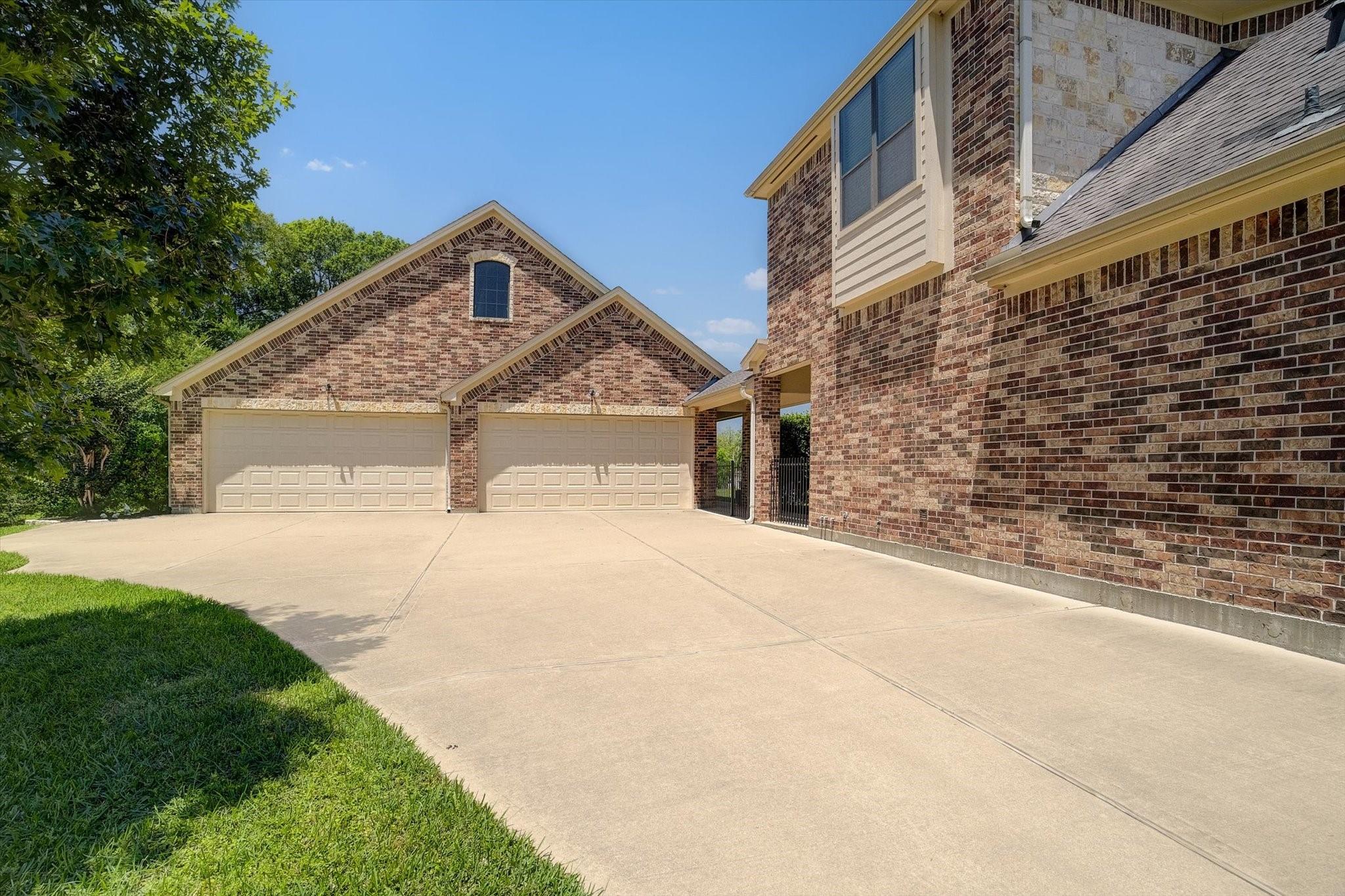 2835 Palmetto Bend