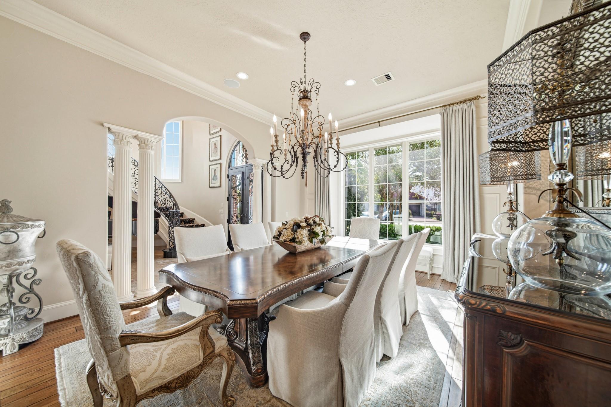 1007 Wavecrest Court