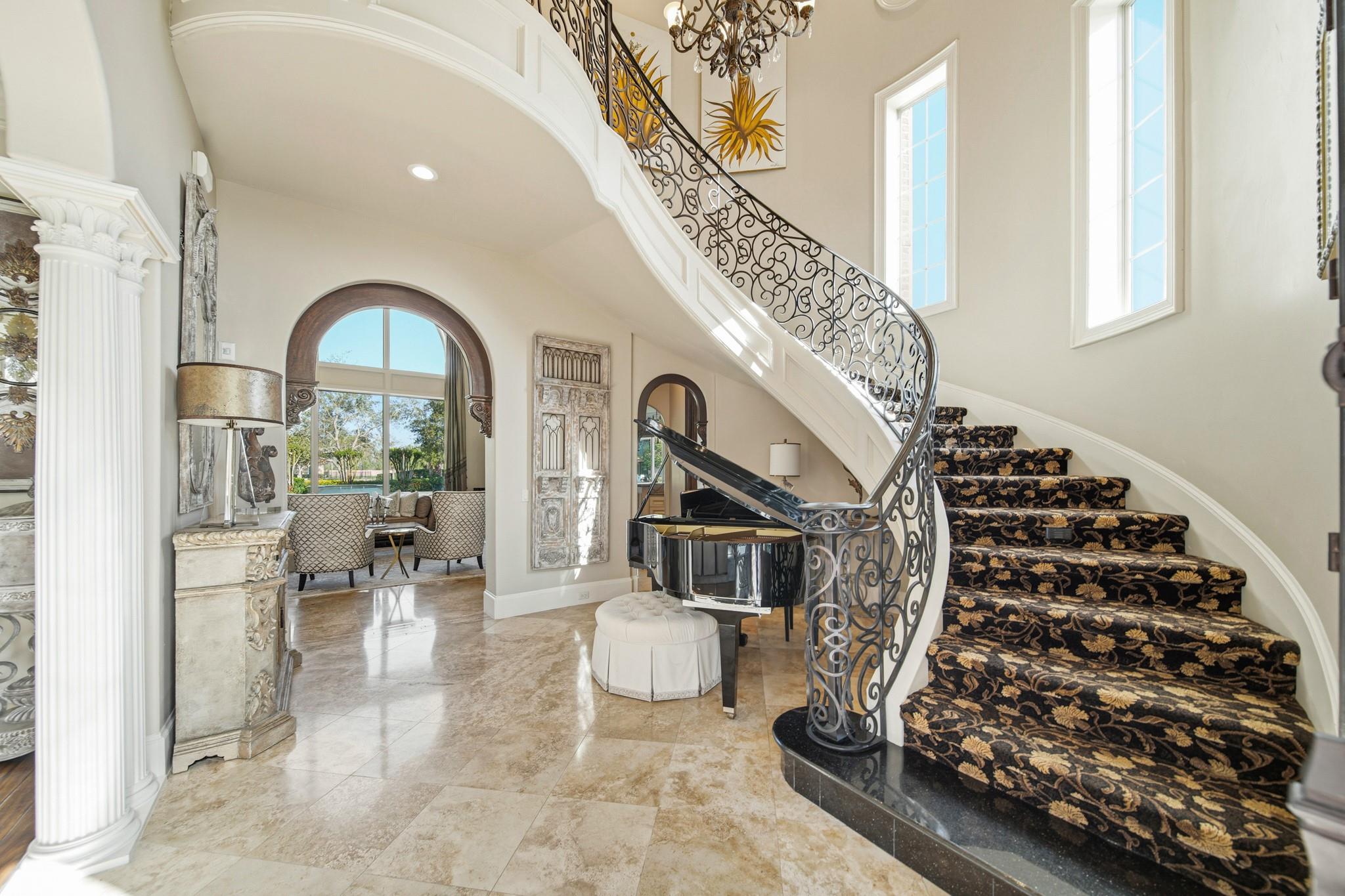 1007 Wavecrest Court