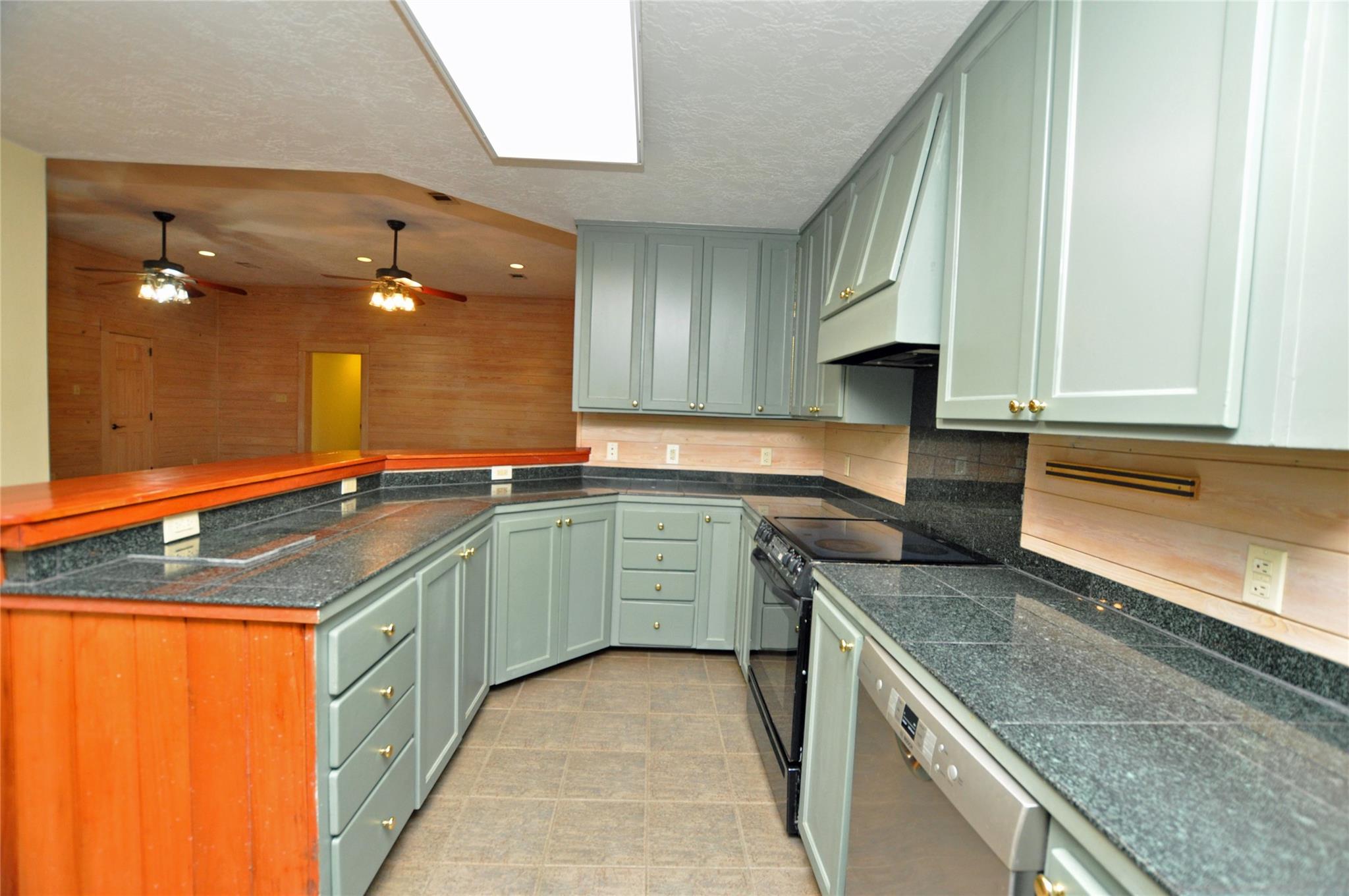 16885 Rabon Chapel Road