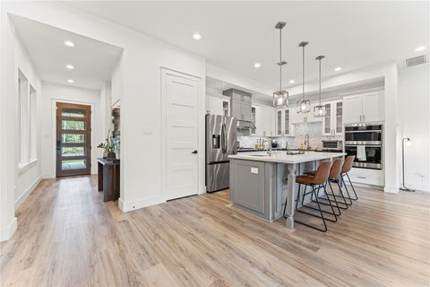 Photo of 1228 Wycliffe Drive #C, Houston, TX 77043 (MLS # 56201403)