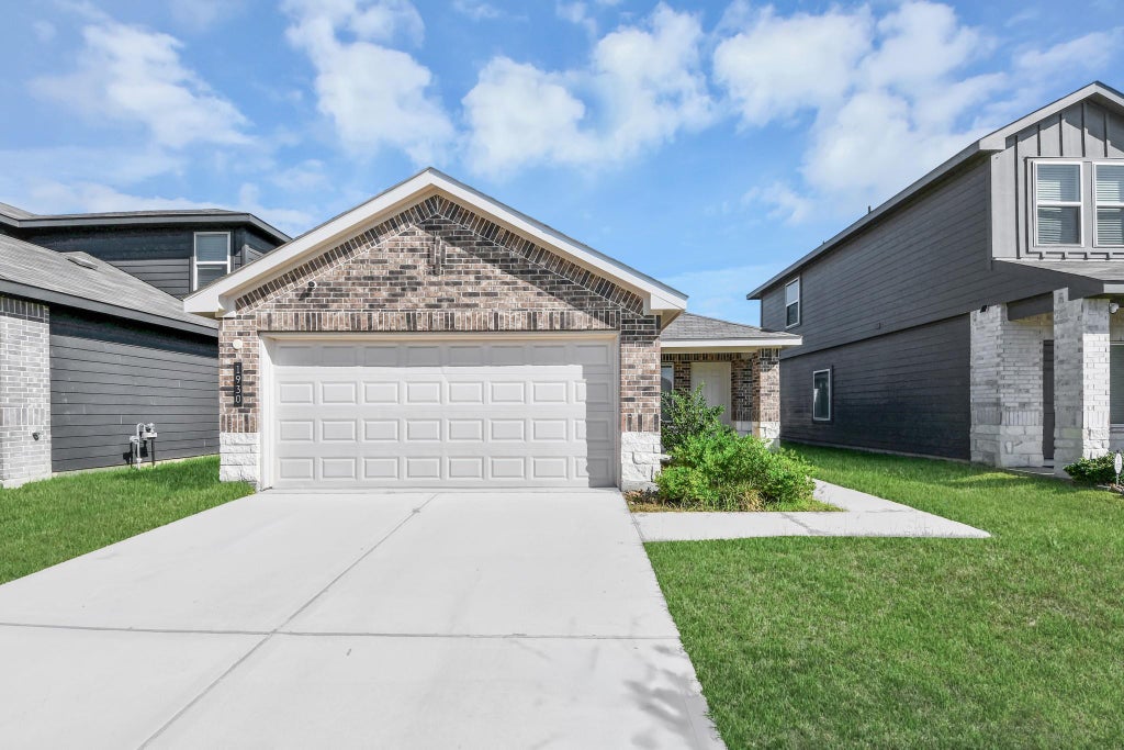 Photo of 1930 Legacy Hills Drive, Houston, TX 77067 (MLS # 93388122)