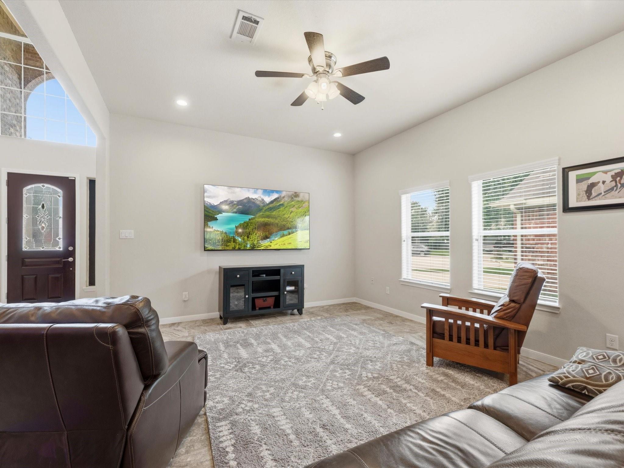 6418 Alicia Way Lane