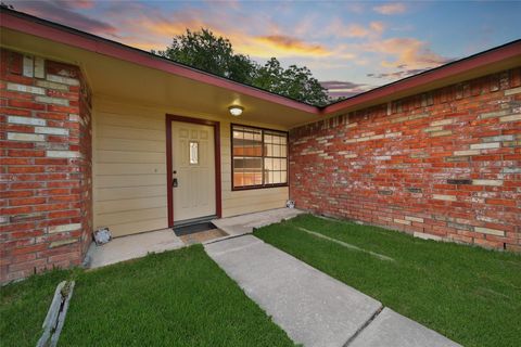 Tiny photo for 3450 Hartington Drive, Houston, TX 77066 (MLS # 70040972)