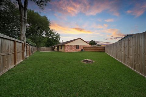 Tiny photo for 3450 Hartington Drive, Houston, TX 77066 (MLS # 70040972)