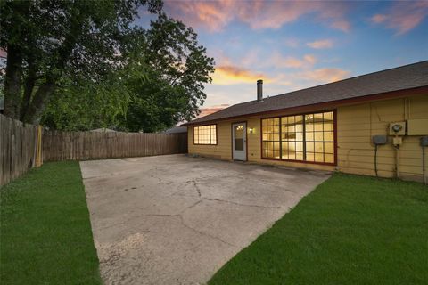 Tiny photo for 3450 Hartington Drive, Houston, TX 77066 (MLS # 70040972)