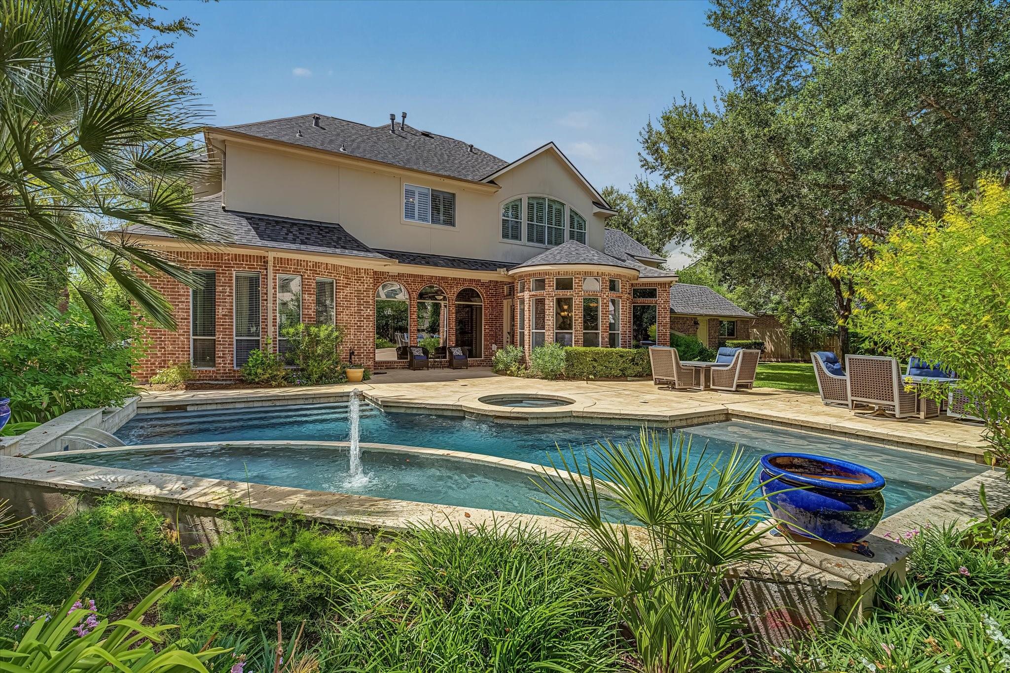 1811 Oak Shadow Court